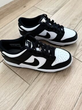 Nike Dunk Low Panda Black White GS Size 6Y / Women’s 7.5 Like New